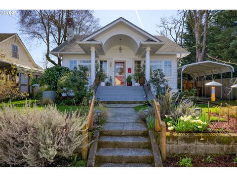 225 E Clarendon St, Gladstone, OR 97027 photo 1