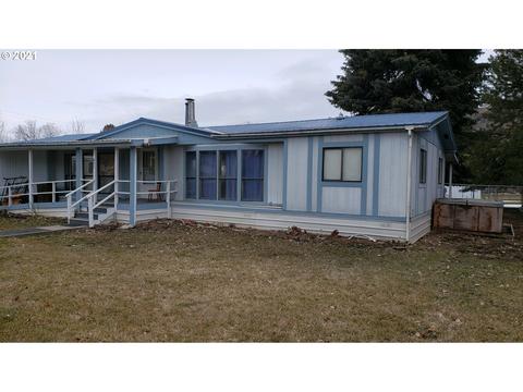 403 E First St, Wallowa, OR 97885 photo 1