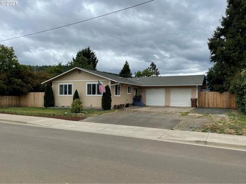663 E Fourth Ave, Riddle, OR 97469 photo 1