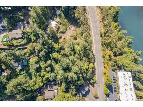Undisclosed, Springfield, OR 97477 photo 6