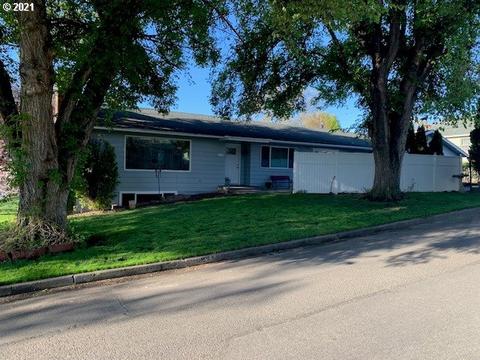 1010 NW Gilliam Ave, Pendleton, OR 97801 photo 1