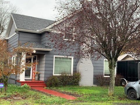 379 SE 2nd Ave, Estacada, OR 97023 photo 1