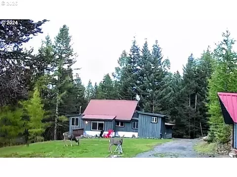 64664 E Wallowa Rd, Joseph, OR 97846