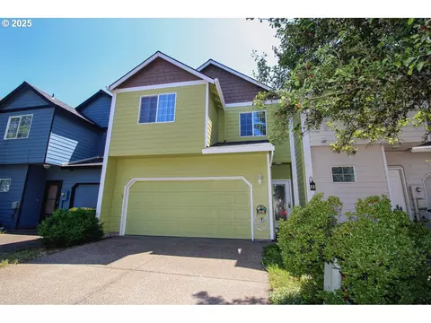 17962 SW Niks Dr, Beaverton, OR 97003