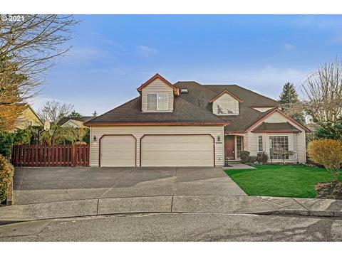 12905 SE Ott St, Clackamas, OR 97015 photo 1