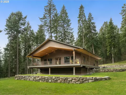 4145 Green Mountain Dr, Mount Hood, OR 97041