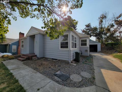 621 NW 8th St, Pendleton, OR 97801 photo 1