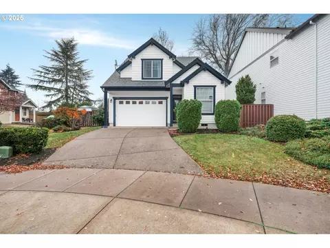 17945 NW Waterfield Ct, Beaverton, OR 97006