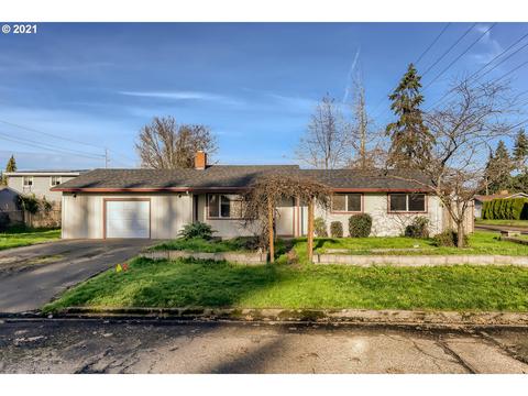 1111 E 8th St, Newberg, OR 97132 photo 1