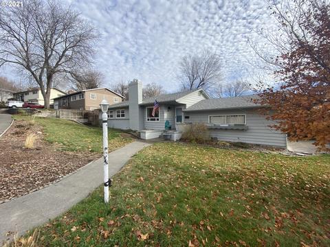 3216 SW Jay Ave, Pendleton, OR 97801 photo 1