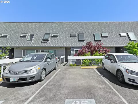 81 N Hayden Bay Dr, Portland, OR 97217