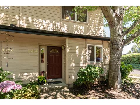 1582 Fetters Loop, Eugene, OR 97402 photo 1