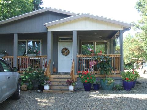 163 Outer Dr, Florence, OR 97439 photo 1