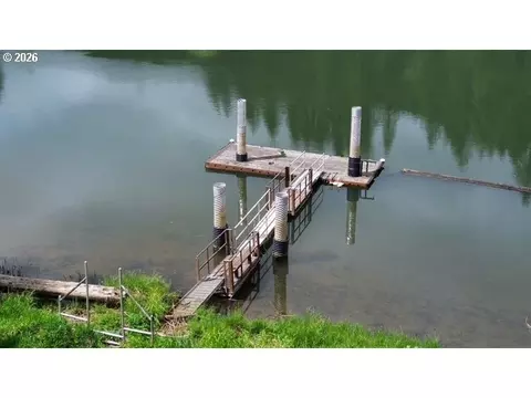 View/Area - 8429 Duncan Island Rd, Mapleton, OR 97453 photo 11 of 13