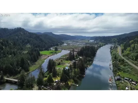 View/Area - 8429 Duncan Island Rd, Mapleton, OR 97453 photo 8 of 13