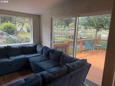 Living - 8429 Duncan Island Rd, Mapleton, OR 97453 photo 1 of 1