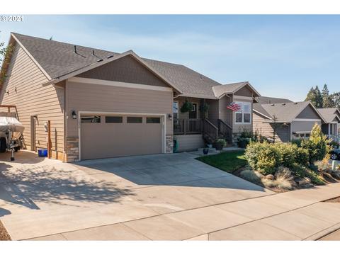 1024 Emmett Loop, Silverton, OR 97381 photo 1