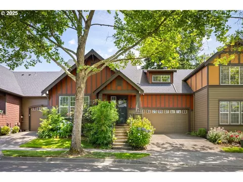 884 NE 73rd Ave, Hillsboro, OR 97124