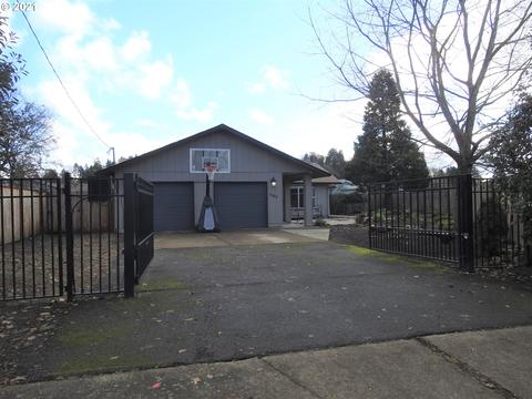 1165 Willagillespie Rd, Eugene, OR 97401 photo 1