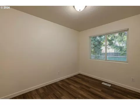 Other - 871 SW Junction Pl, Gresham, OR 97080 photo 3 of 4