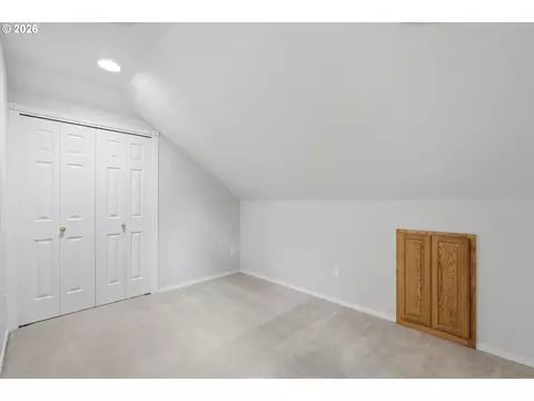 Bedroom - 2125 NW 47th Ave, Camas, WA 98607 photo 4 of 4