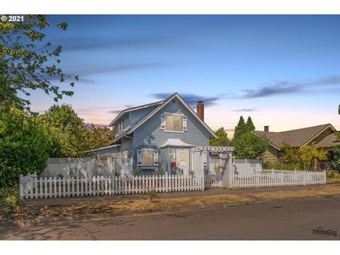 818 D St, Springfield, OR 97477 photo 1