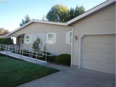 3220 Crescent Ave #SPC 5, Eugene, OR 97408 photo 1