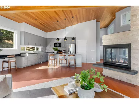 Kitchen - 400 Maya Way, Mosier, OR 97040 photo 1 of 4