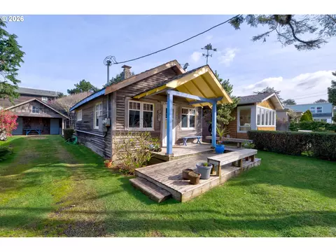 148 W Jackson St, Cannon Beach, OR 97110