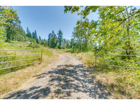 27175 SE Currin Rd, Estacada, OR 97023