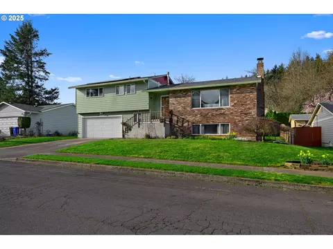 3597 SW 2nd St, Gresham, OR 97030