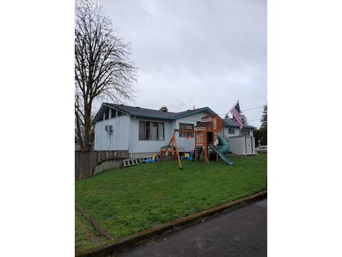980 Cornell Ave, Gladstone, OR 97027 photo 1