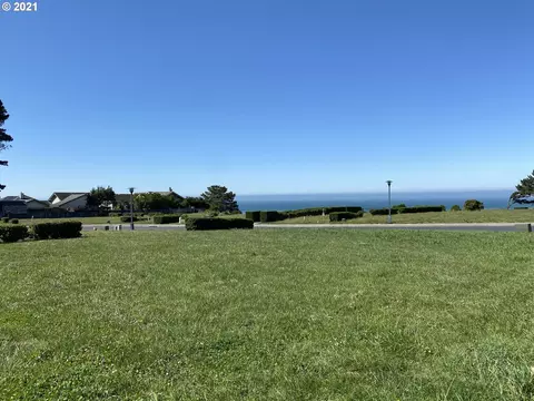 97970 Sea Breeze Way #18, Brookings, OR 97415
