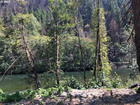 Mckenzie Hwy, Vida, OR 97488