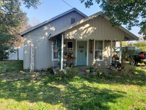 209 W 3rd St, Molalla, OR 97038 photo 1
