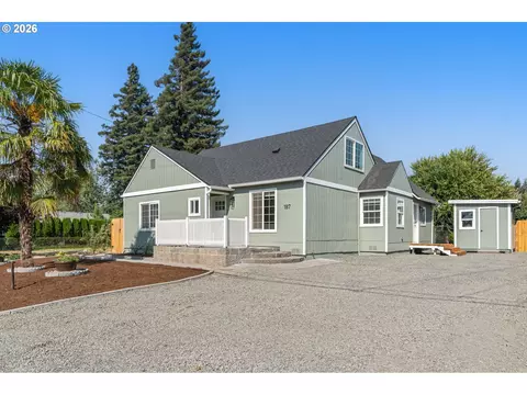 Exterior - 187 37th St, Springfield, OR 97478 photo 3 of 8