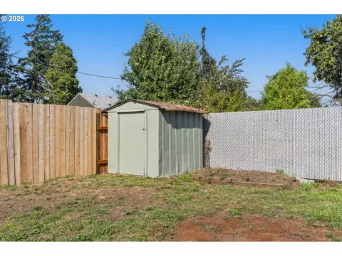 Other - 187 37th St, Springfield, OR 97478 photo 6 of 7