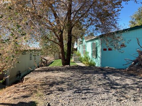 809 SW 12th St, Pendleton, OR 97801 photo 1