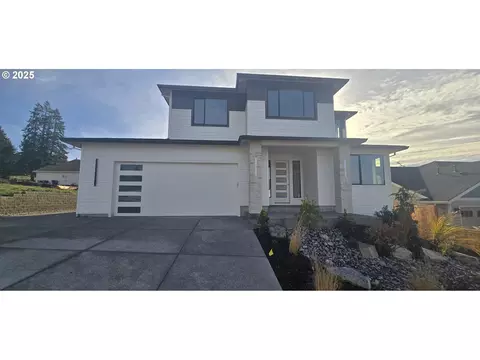 770 Riley Dr, Silverton, OR 97381