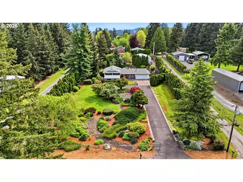 16204 SE Bel Air Dr, Damascus, OR 97089