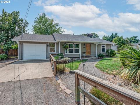 2050 Holly Ave, Eugene, OR 97408 photo 1