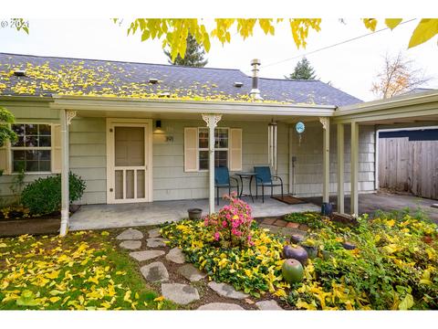 391 Sunshine Acres Dr, Eugene, OR 97401 photo 1