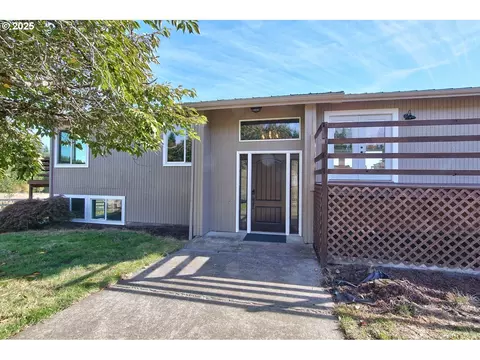 56084 Mcdonald Rd, Vernonia, OR 97064