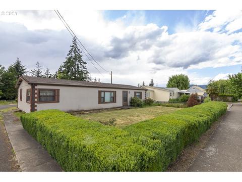 650 34th St, Springfield, OR 97478 photo 1