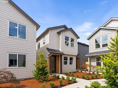 6721 SE Gladstone St, Portland, OR 97206