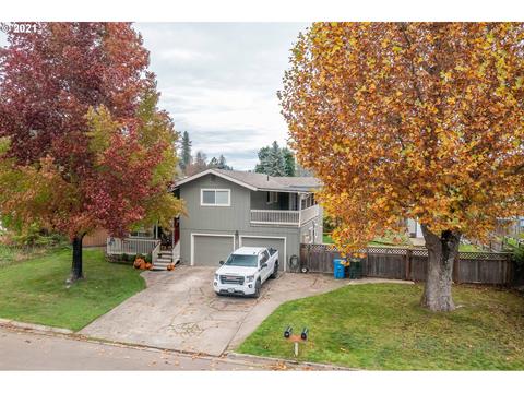 528 Opal St, Sutherlin, OR 97479 photo 1
