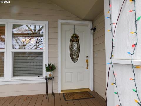 5473 Olympic Cir, Eugene, OR 97402 photo 1
