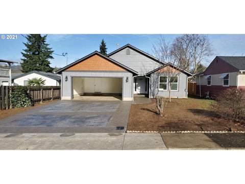 364 SE Thompson Ave, Winston, OR 97496 photo 1