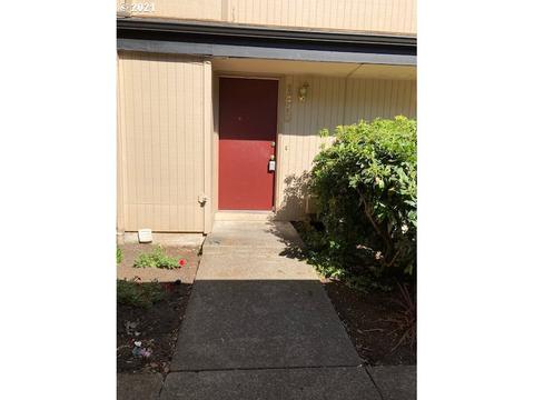1470 Fetters Loop, Eugene, OR 97402 photo 1