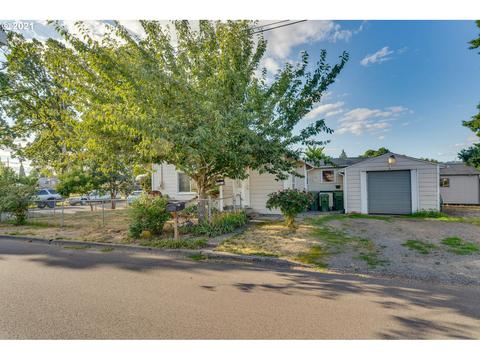 1401 E 11th St, Newberg, OR 97132 photo 1